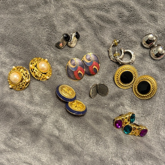 Casual Corner Jewelry - Lot of Vintage earrings